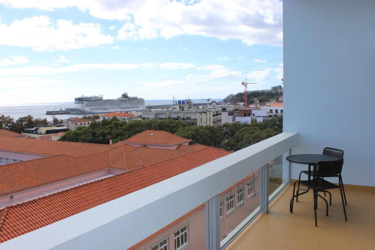D Apartment - Your Home With Breathtaking Views 丰沙尔 外观 照片