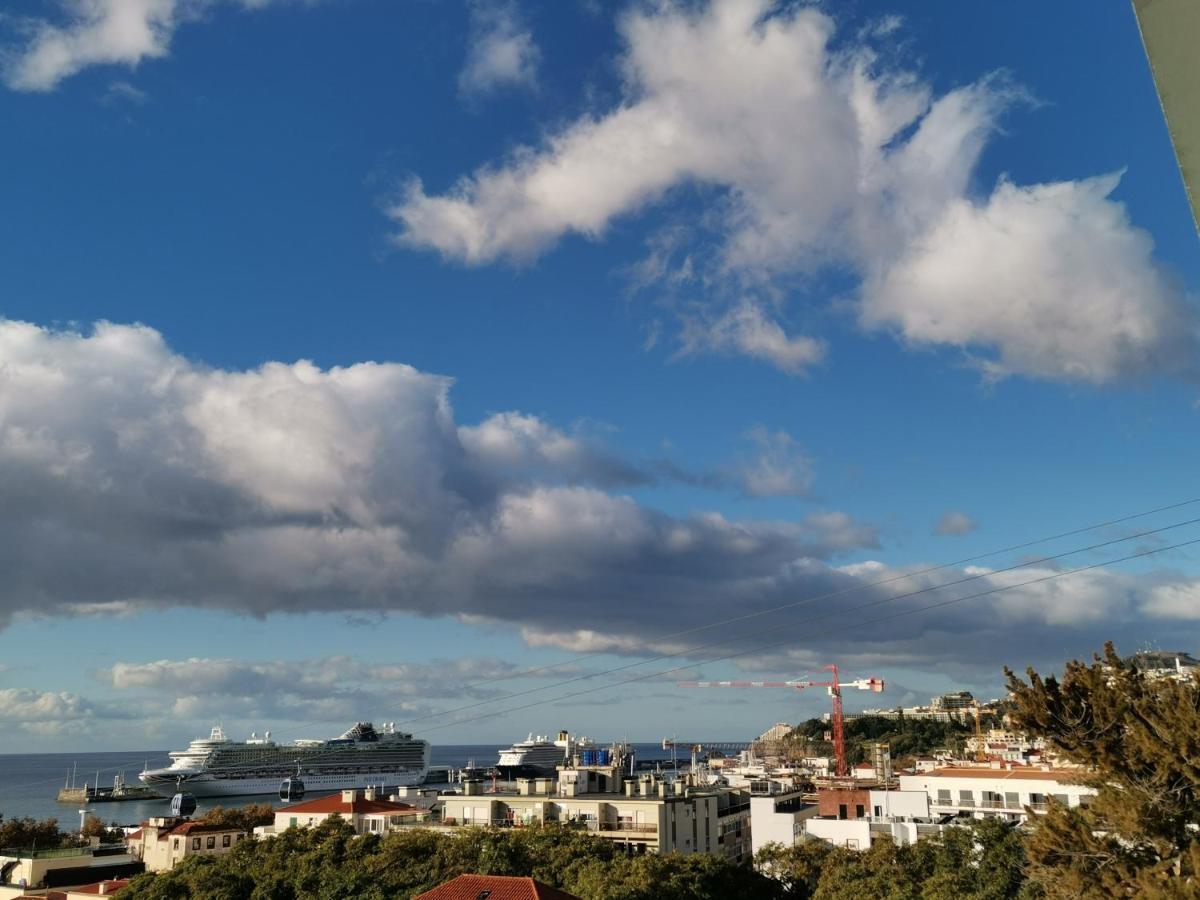 D Apartment - Your Home With Breathtaking Views 丰沙尔 外观 照片